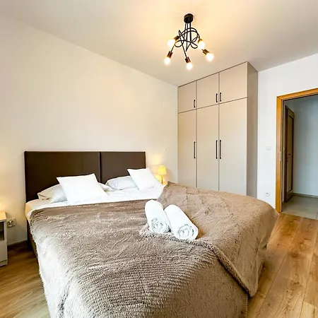 Ptasia Premium D'ali Dwie Lazienki Oraz Dwa Miejsca Parkingowe Appartement Poznań